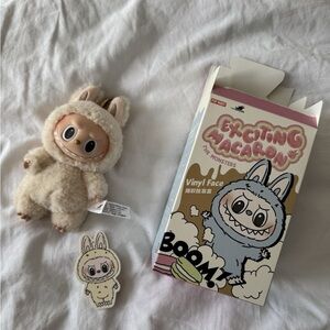 Exciting Macaron Vinyl Face Doll - Soymilk